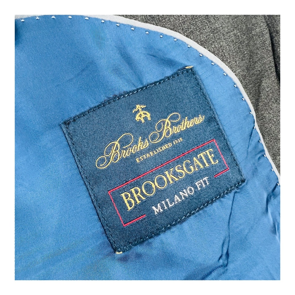 Brooks Brothers Dark Gray Brooksgate Vitale Barberis Wool 2 Btn/Vent Mens Sz 42R - Picture 3 of 7